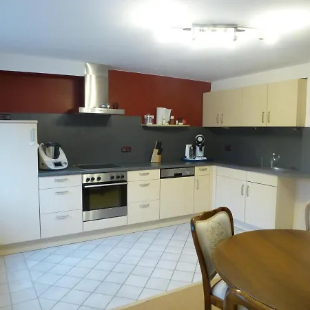 Apartment Jung Im Johannisborn Saarburg