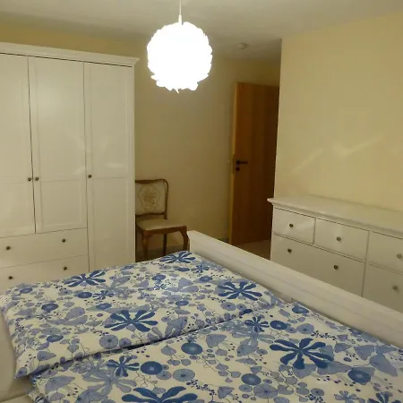 Apartment Jung Im Johannisborn Saarburg